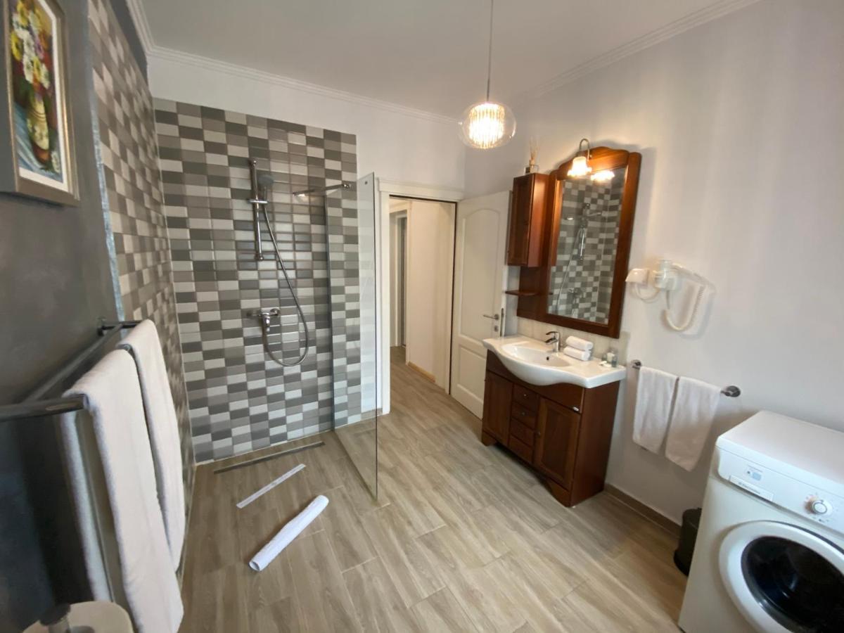 Sarada Boutique Luxury Apartment Deva Exteriér fotografie