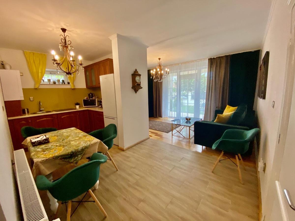 Sarada Boutique Luxury Apartment Deva Exteriér fotografie