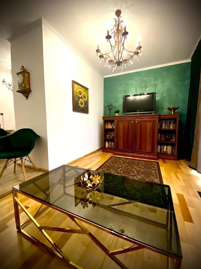 Sarada Boutique Luxury Apartment Deva Exteriér fotografie