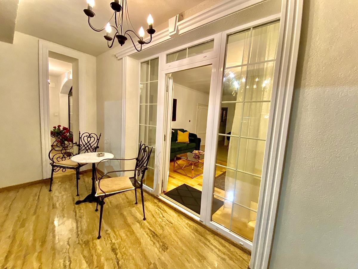 Sarada Boutique Luxury Apartment Deva Exteriér fotografie