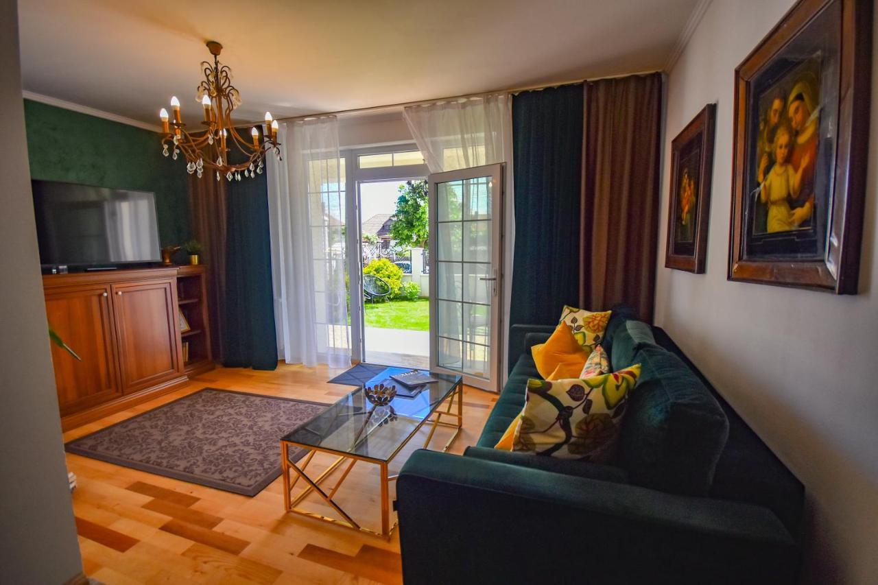 Sarada Boutique Luxury Apartment Deva Exteriér fotografie