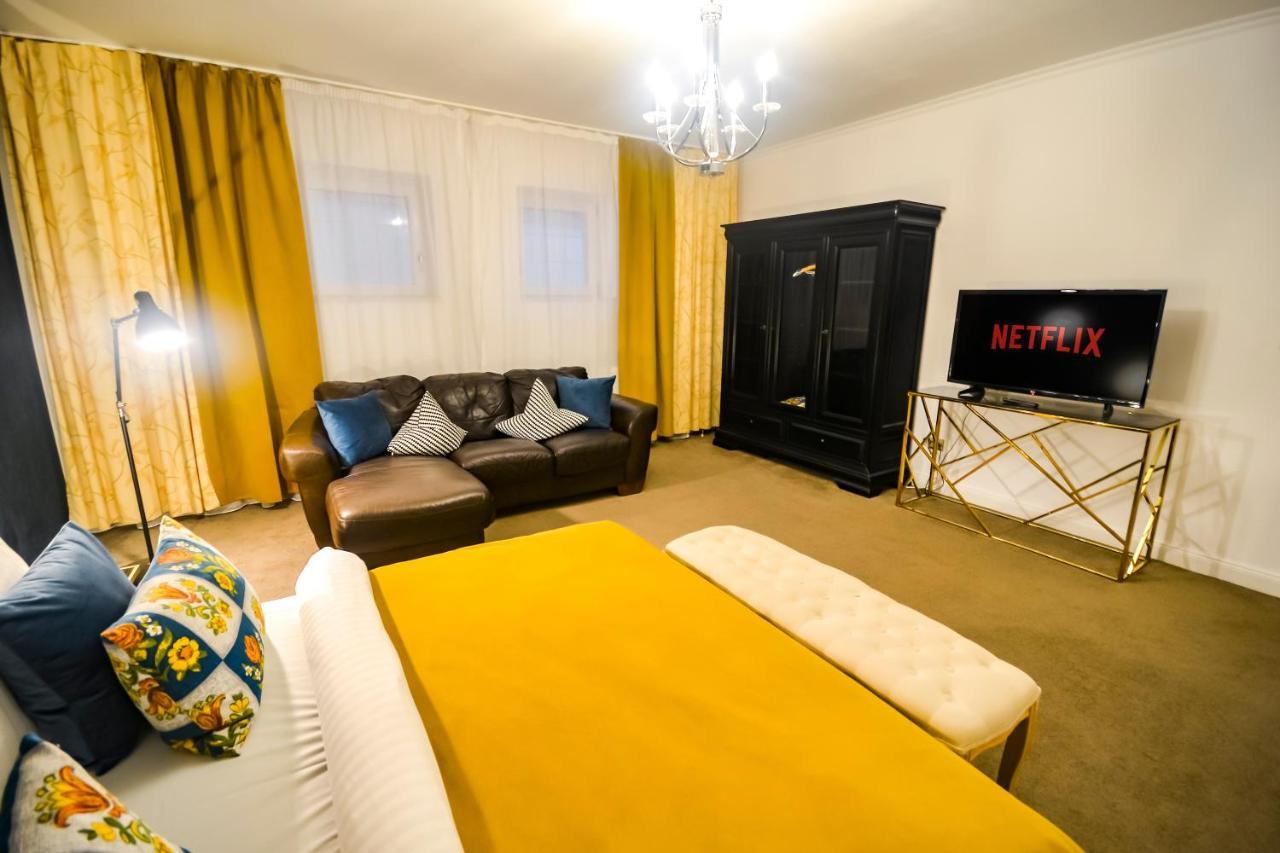 Sarada Boutique Luxury Apartment Deva Exteriér fotografie