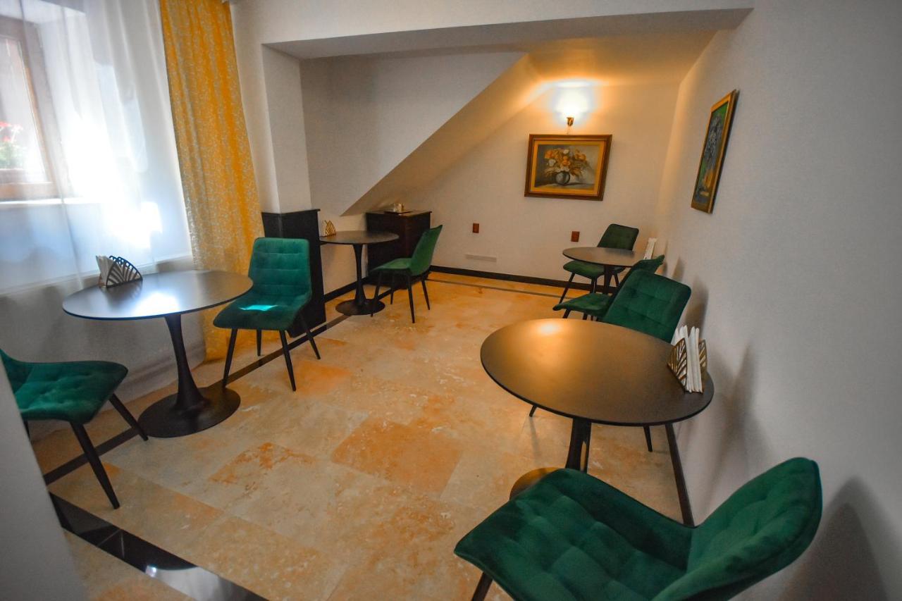 Sarada Boutique Luxury Apartment Deva Exteriér fotografie